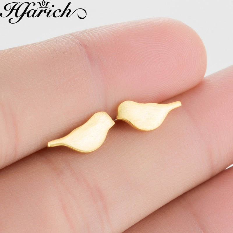 Hfarich Birds Earring Studs Boho Brushed Bird Stud Earrings for Women Classic Animal gold bird earrings Jewelry