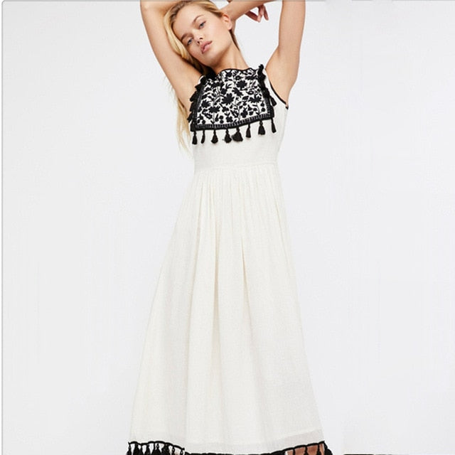 Bohemian Embroidery White Maxi Dress Women Elegant Chic Sleeveless O neck Tassel Dress Ladies Summer Boho Beach Long Dress 2019