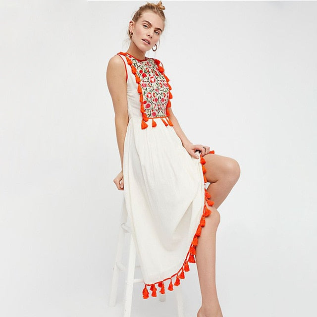 Bohemian Embroidery White Maxi Dress Women Elegant Chic Sleeveless O neck Tassel Dress Ladies Summer Boho Beach Long Dress 2019